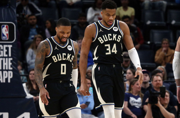 Complications of Giannis Antetokounmpo’s Bucks Exit Revealed Amid Warriors & Heat Trade Rumors