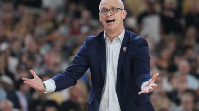 Diagnosed With Depression, Dan Hurley Discloses the “Emotional Pain” He Suffered Decades Before UConn Success