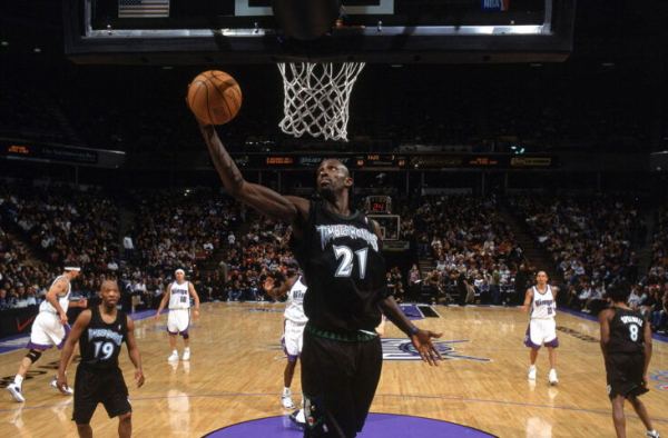 Kevin Garnett Reveals Radical Isiah Thomas Advice That Prompted ‘Hitting’ His Coach