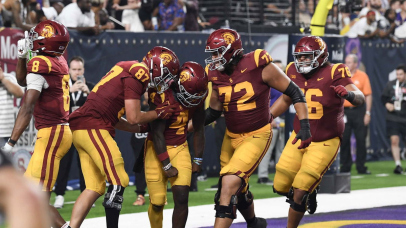 What Is the Highest College Football Attendance Record at USC’s Los Angeles Memorial Coliseum?