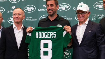 NFL Insider’s Bold Claim on Aaron Rodgers’ Jets Future As Grim Fate Predicted for Woody Johnson’s HC Search