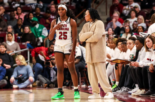 Dawn Staley Scrambles for Answers to Stop 21YO LSU Star Ahead of High-Stakes SEC Showdown