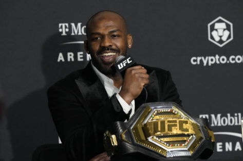 “Jon Jones Doesn’t Deserve”- Islam Makhachev & Ilia Topuria Divide Fans as Debate for 2025 Champions Starts