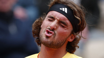 ‘Victim of His Own Shadow’ – Andy Roddick Highlights the Brutal Truth About Stefanos Tsitsipas’ Struggles on Tour