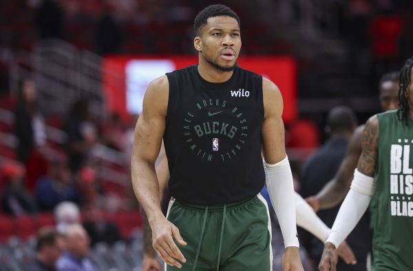 Bucks Announce Major Update On Giannis Antetokounmpo & Kyle Kuzma Before Crucial Clash vs Hawks